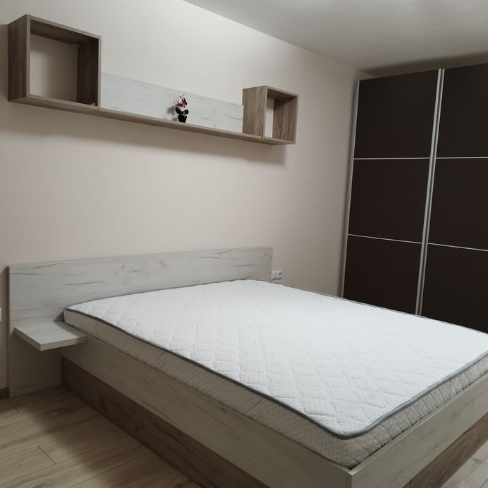 Дава се под наем Двустаен апартамент в Варна, Възраждане 1 - 75 кв.м за 612 € - Снимка #4