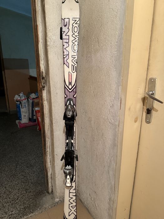 Продавам ски Саломон 165 см.