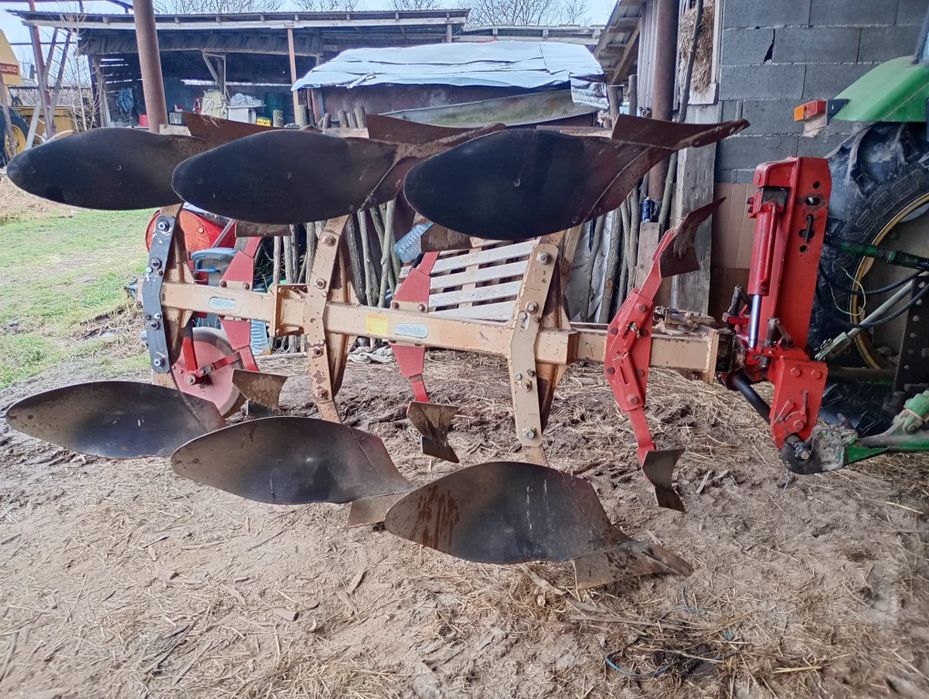 Plug reversibil 3 brazde Vogel Noot nu Goizin