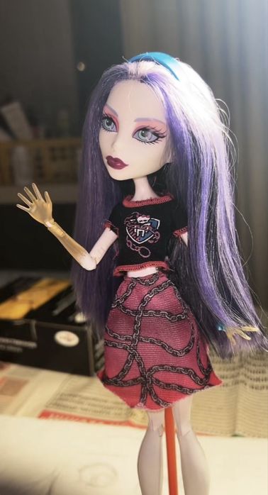 продам монстр хай спектру