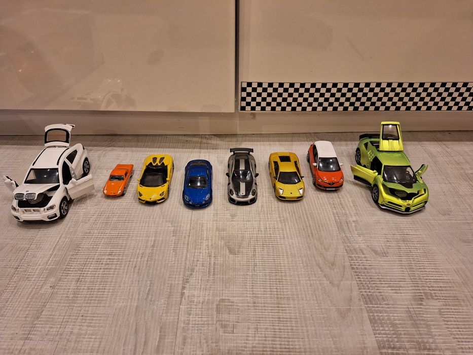 Реалистични колички