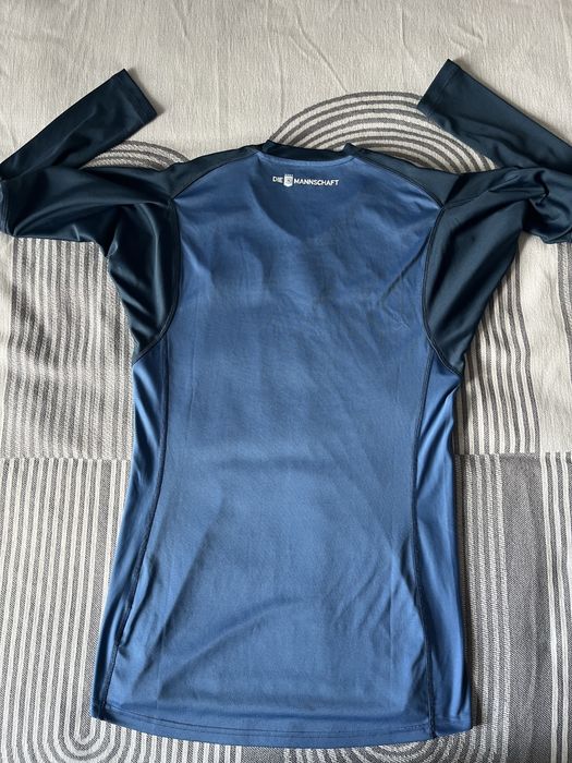 Adidas лонгслив спортивный