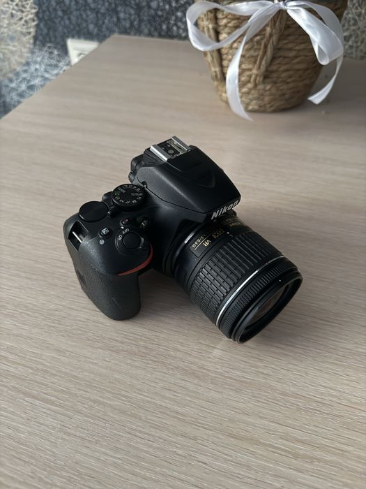 Nikon D3500 + объектив 18-55 VR AF-P
