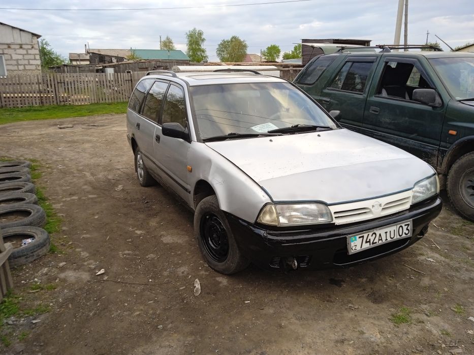 Продам нисан примера универсал 1993 год