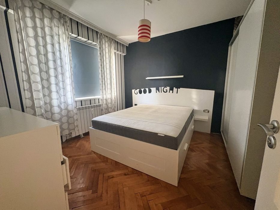 Дава се под наем Двустаен апартамент в Перник, Изток - 67 кв.м за 433.5 € - Снимка #1