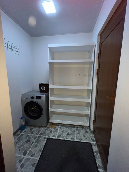 Ijaraga uy STUDENT QIZLARGA beriladi OXUgayaqin eski AVTOVAGZAL