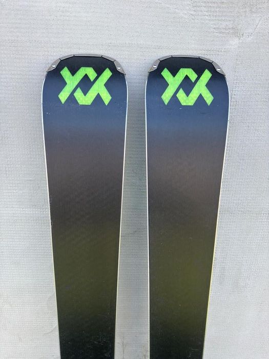 Ski Schiuri all-mountain carve Volkl Deacon 84 172 cm