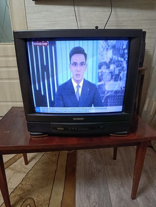 Телевизор "SHARP"