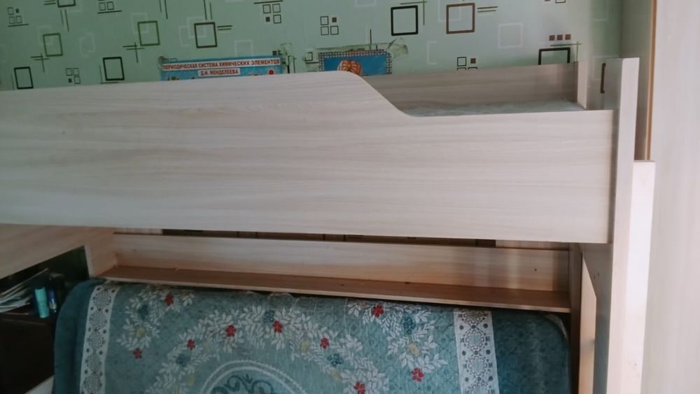 Двух-этажный диван