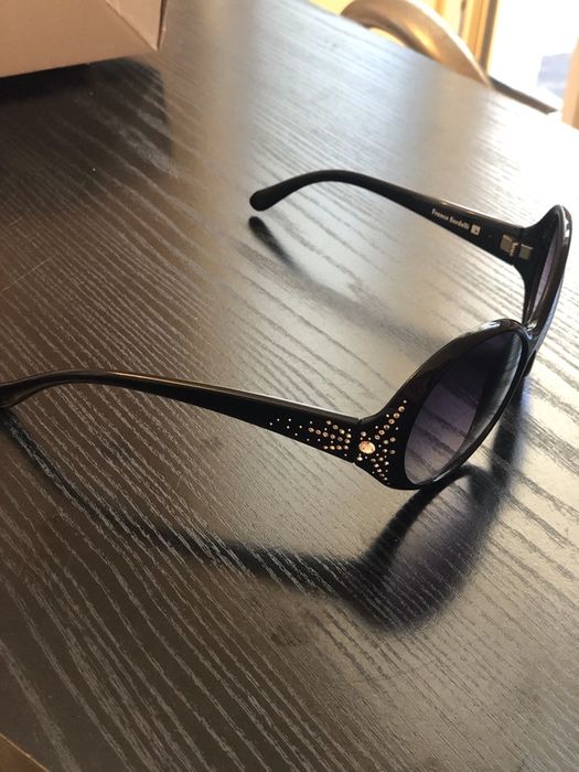 Продам солнцезащитные очки