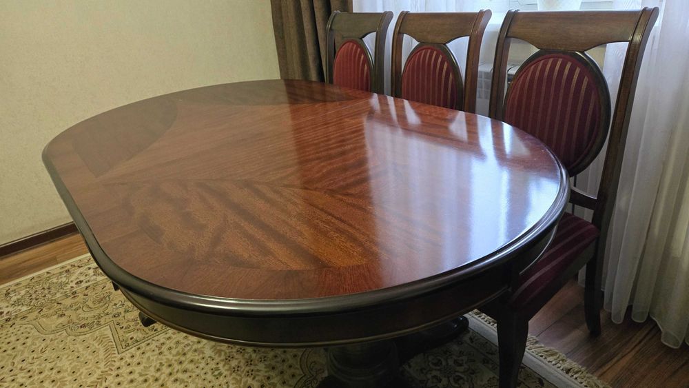 Стол раздвижной из дерева