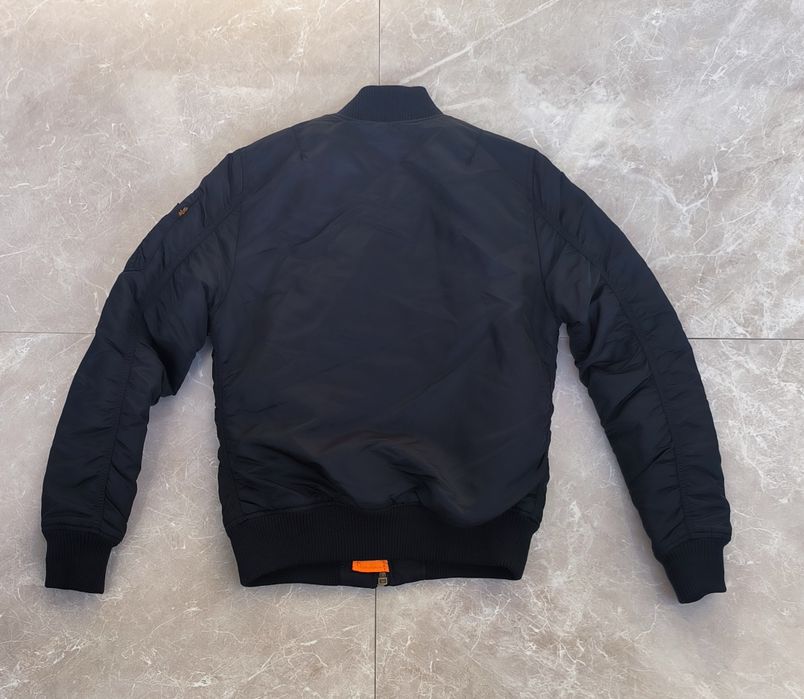 Alpha Industries Bomber Jacket размер S