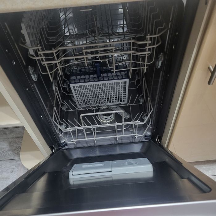 Посудомоющая машина