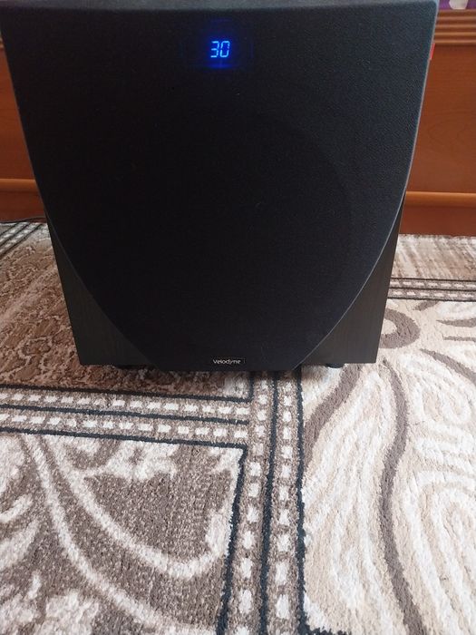 Subwoofer velodyne, pentru mai multe detalii sunati