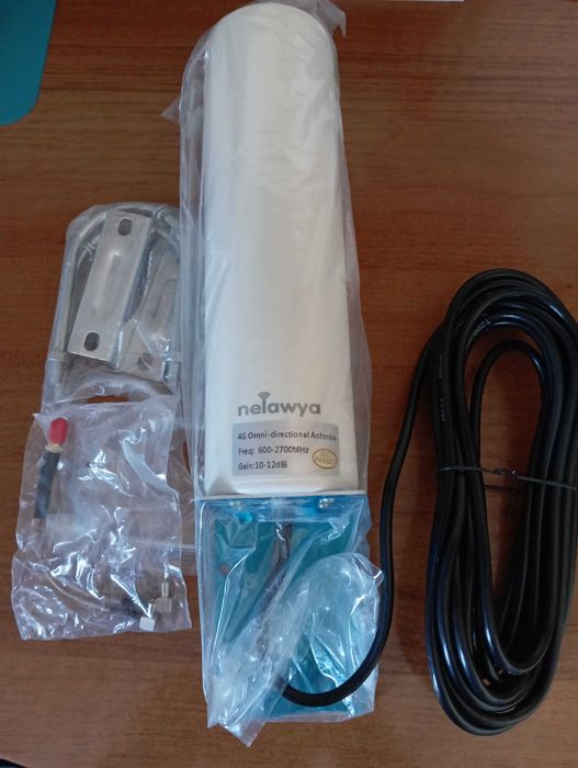4G+ рутер Huawei, слот за SIM карта(Vivacom), cat.7 300/100Mbs