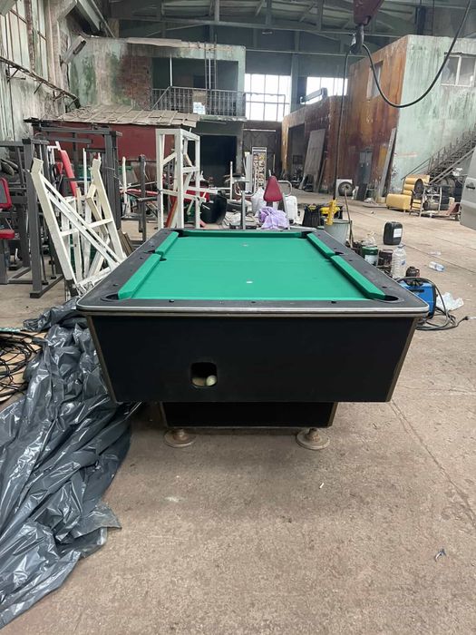Билярдна маса - билярд