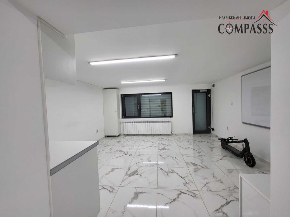 Продава се Офис в Добрич, Център - 124 кв.м за 1500 €/кв.м - Снимка #6