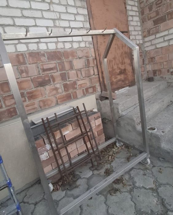 Продам Вешалку для туш и мясо