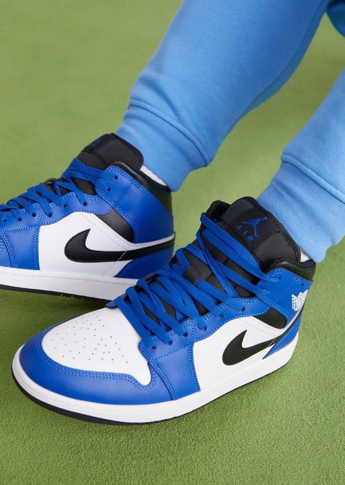 Мъжки снейкъри Nike Air Jordan 1 MID