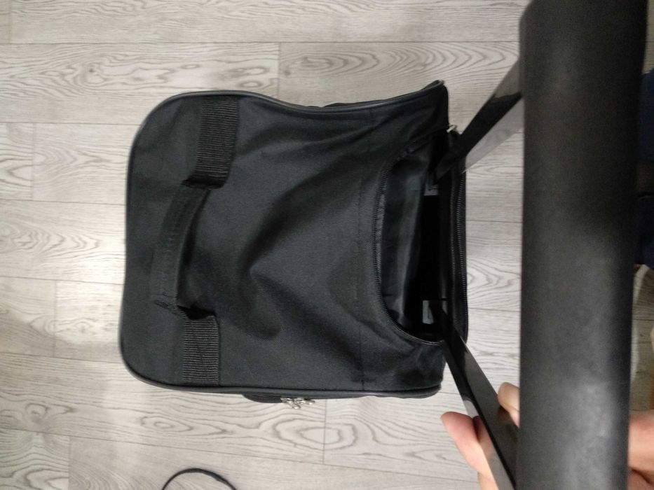 Пътна чанта с колела и телескопична дръжка