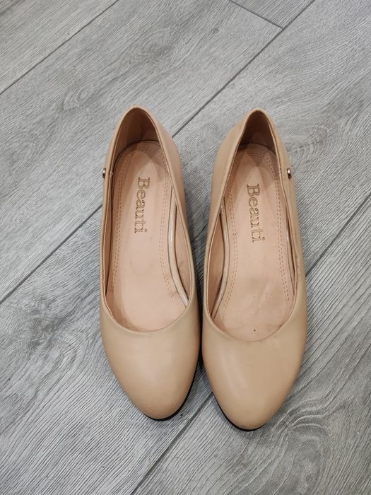 Туфли новые продам