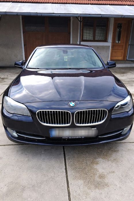 BMW Seria 5 Vând BMW Seria 5 Touring (F11) 525d xDrive, an 2012, motor 2.0 diesel