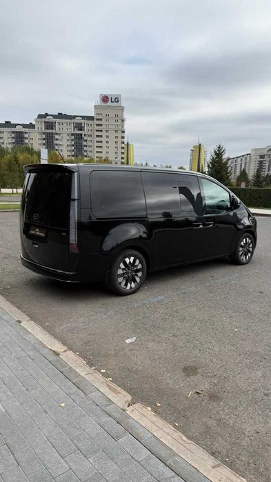С ВОДИТЕЛЕМ! Аренда Прокат Хундаи Стария Hyundai Staria минивэн бизнес