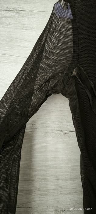 Продаётся женская, симпатичная блузочка. Размер подойдёт на 44-46.