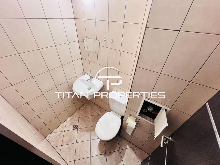 Дава се под наем Магазин в Бургас, Център - 64 кв.м за 459 € - Снимка #6