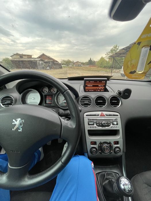 Peugeot 308 sv 2010 Дизел • Панорама