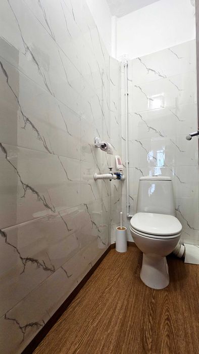 Дава се под наем Тристаен апартамент в Варна, Базар Левски - 90 кв.м за 612 € - Снимка #7