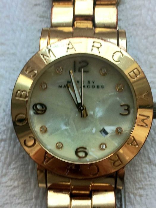 Продам часы Marc by Jacobs женские