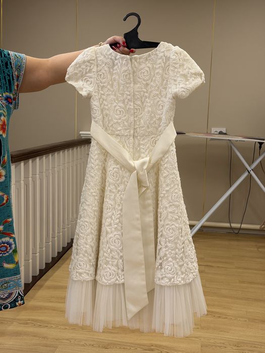 Продам детское платье