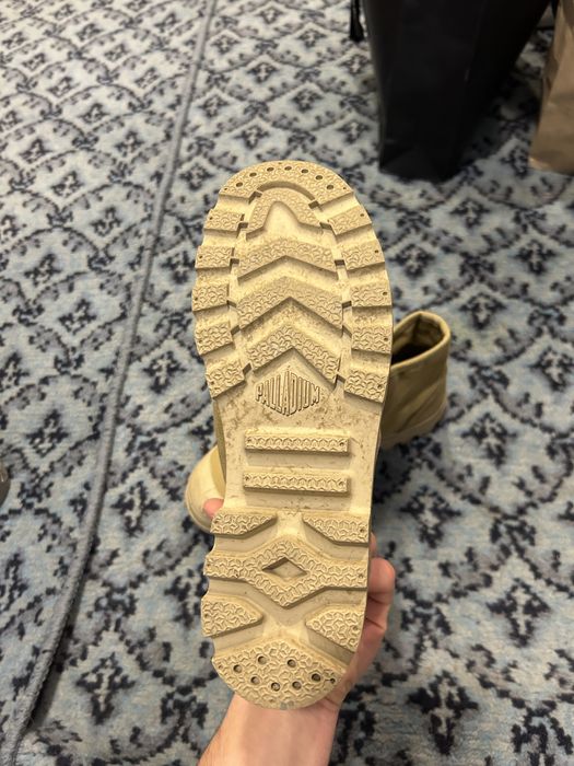 Ghete Palladium marime 37