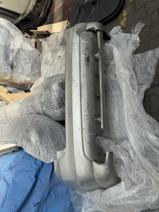 Тойота матрикс 2005 бампер задний