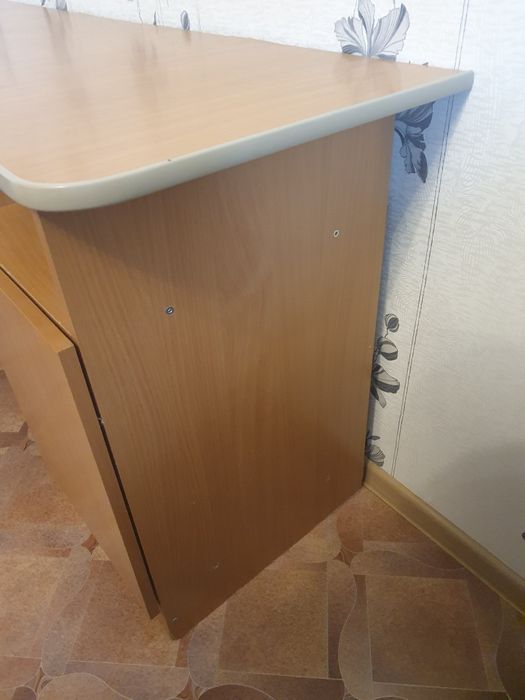 Продам офисный стол