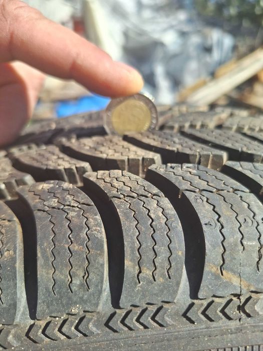 Нови зимни гуми с джанти