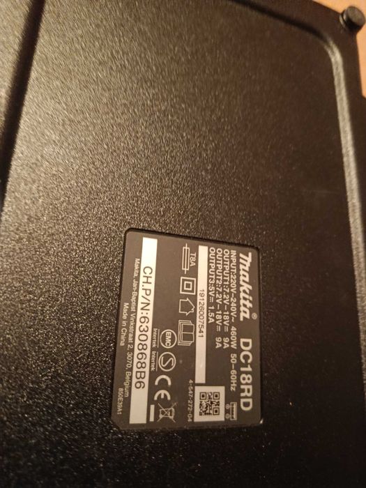 Makita DC18RD DUAL charger incarcator sursa baterie 12V 14.4V 18V 9A