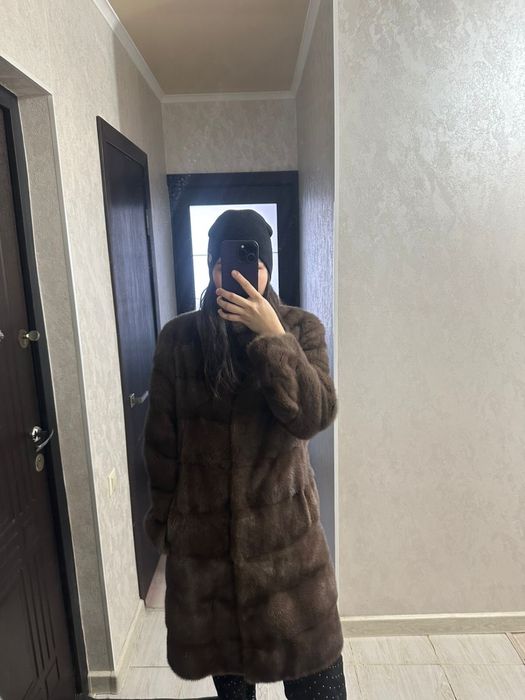 Продам норковую шубу