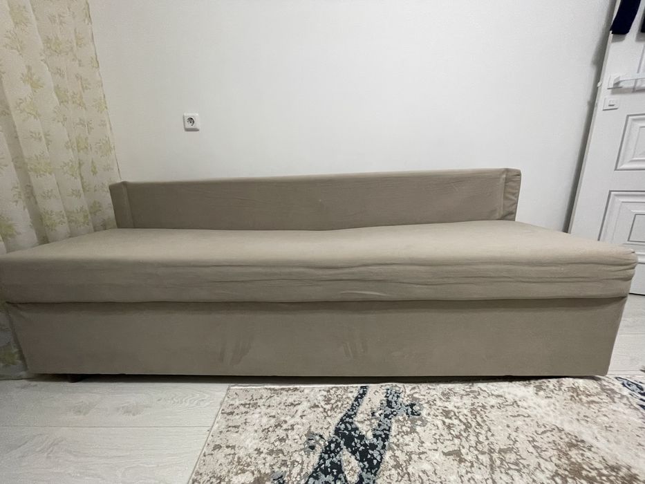 Продам диван в хорошем состоянии