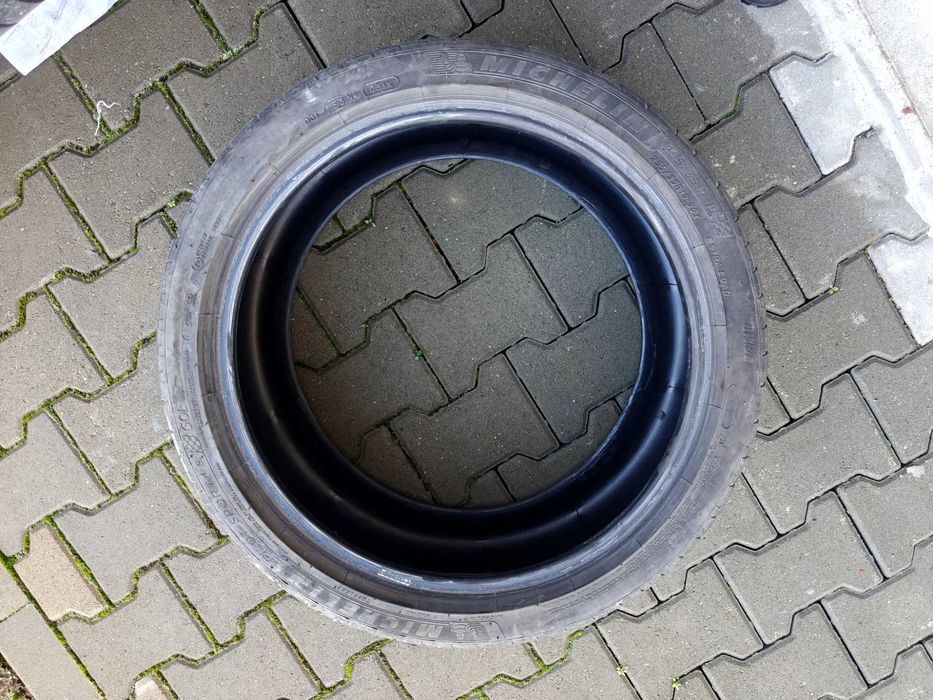 4 бр Michelin Pilot Sport 4s, 19"