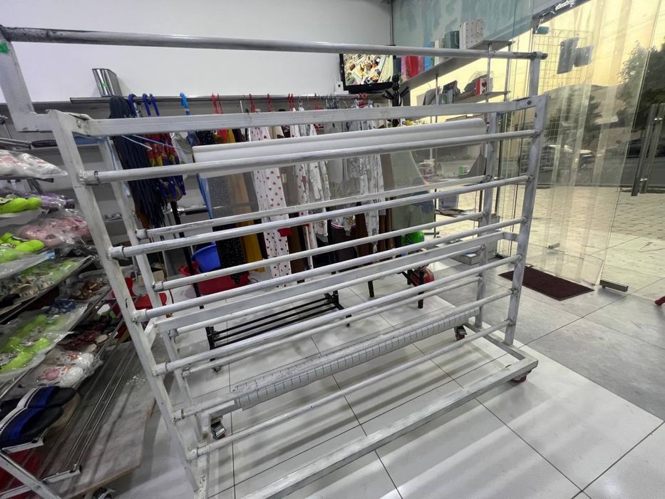 Стеллаж Стойки для рулонов