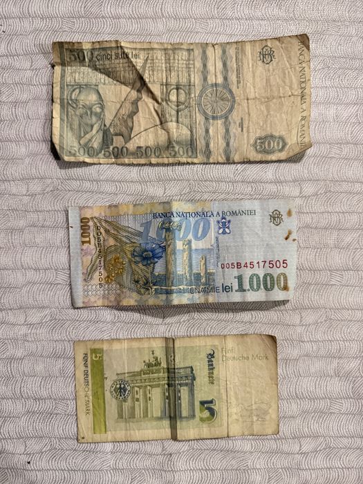 Bancnote si monede vechi