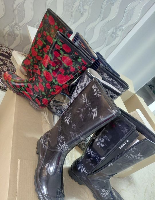 Резиновые сапоги женские