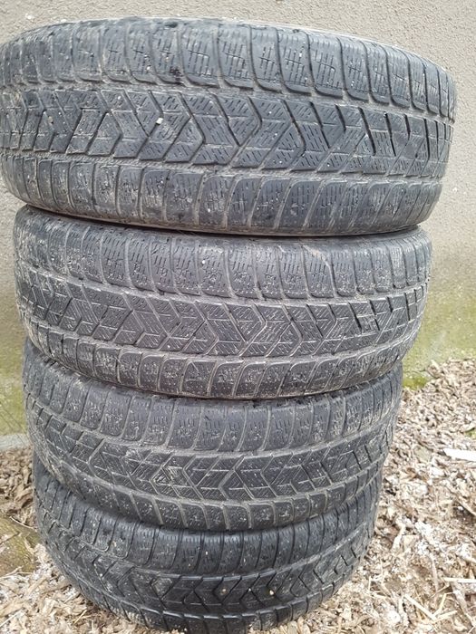 Anvelope 215 65 R17 Pirelli