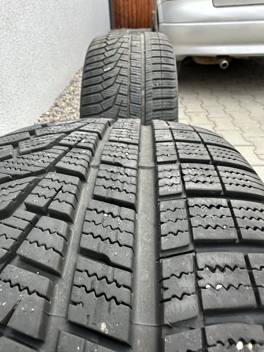 Anvelope iarna MO 225/45 R18 Hankook Winter i*cept evo2