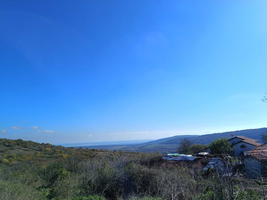 Продавам два парцела в регулация в село Генерал Кантарджиево