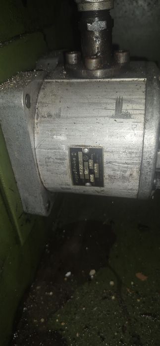 Хидравличен агрегат станция с трифазен мотор ~5.5-7.5 kW Маслена станция