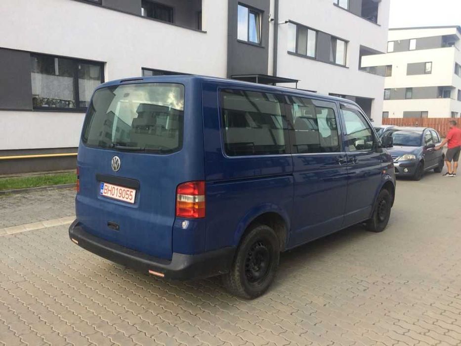 Dezmembrari VW Transporter T5 2.5 TDI AXE AXD