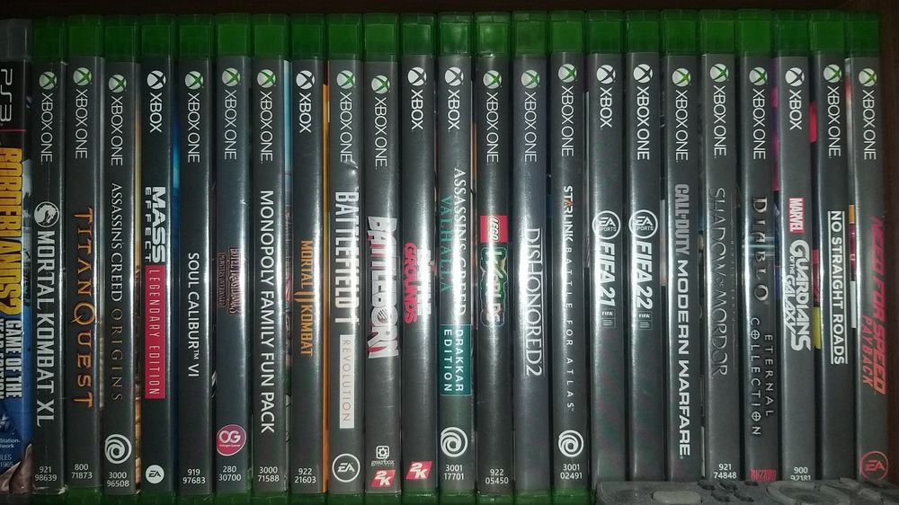 Joc jocuri jucarie copii consola Xbox One in stare perfecta de functionare
